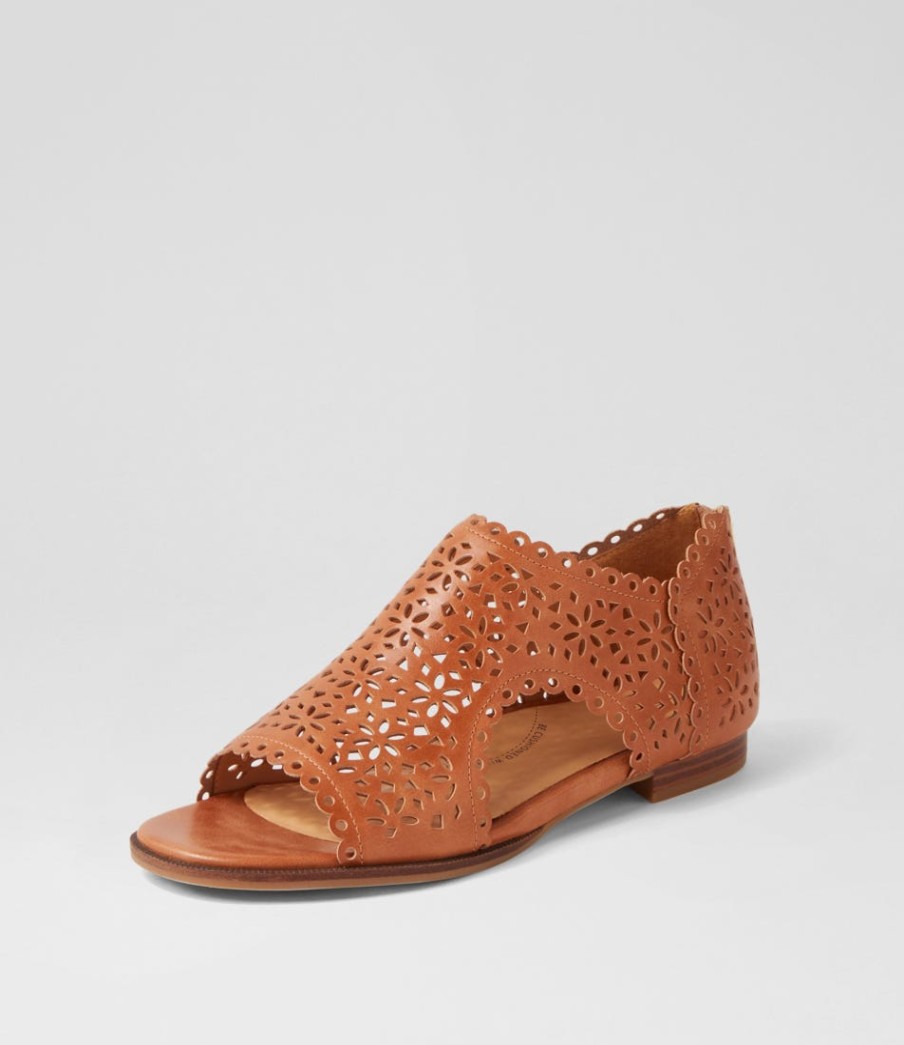 ZIERA Talexys W Tan Leather Sandals | Flats
