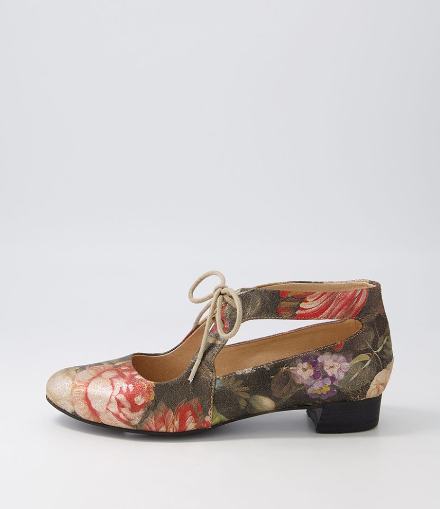 DJANGO & JULIETTE Ewing Vintage Metal Floral Leather Flat Shoes | Flats