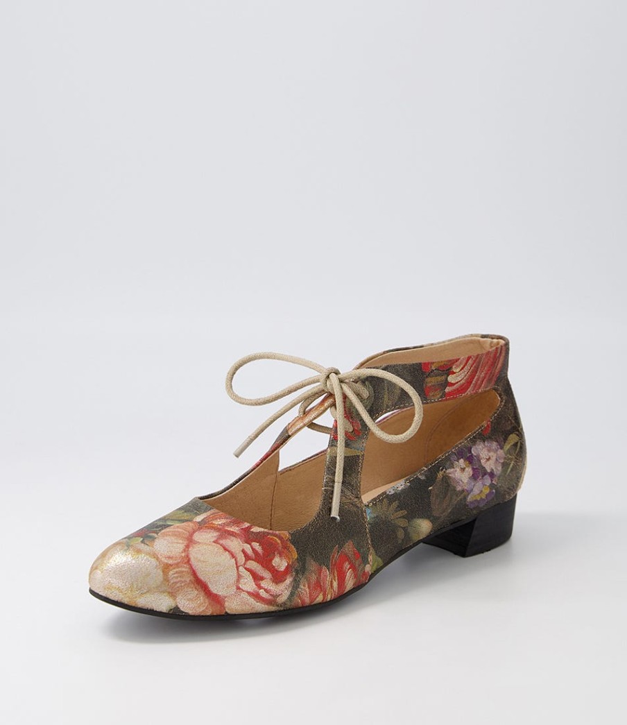 DJANGO & JULIETTE Ewing Vintage Metal Floral Leather Flat Shoes | Flats