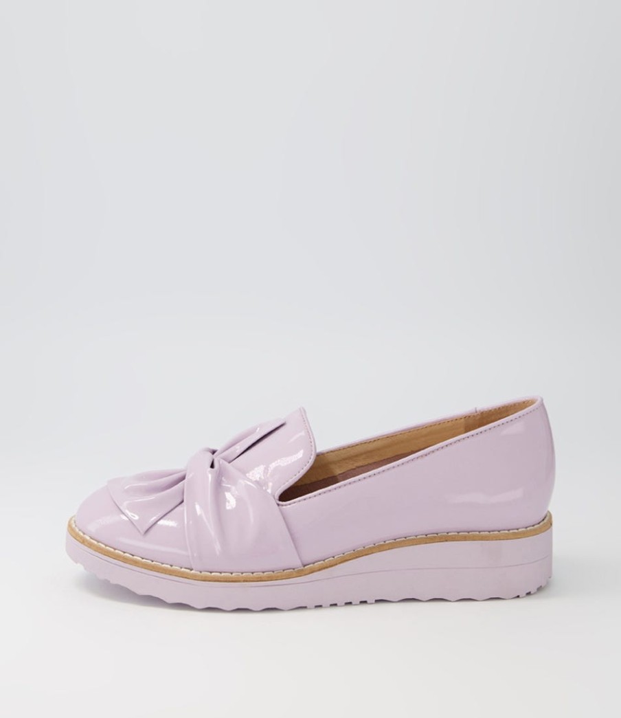 TOP END Oclem Lilac Patent Leather Loafers | Loafers
