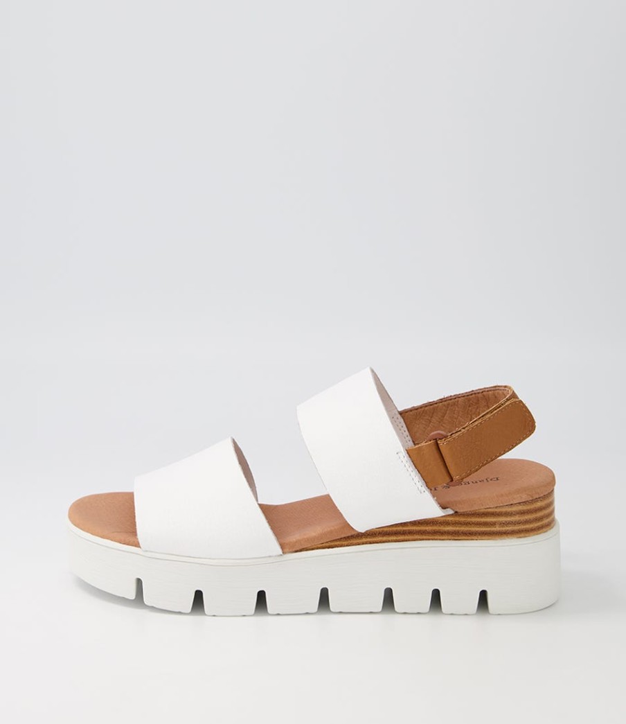 DJANGO & JULIETTE Runar White Dark Tan Leather Sandals | Wedges