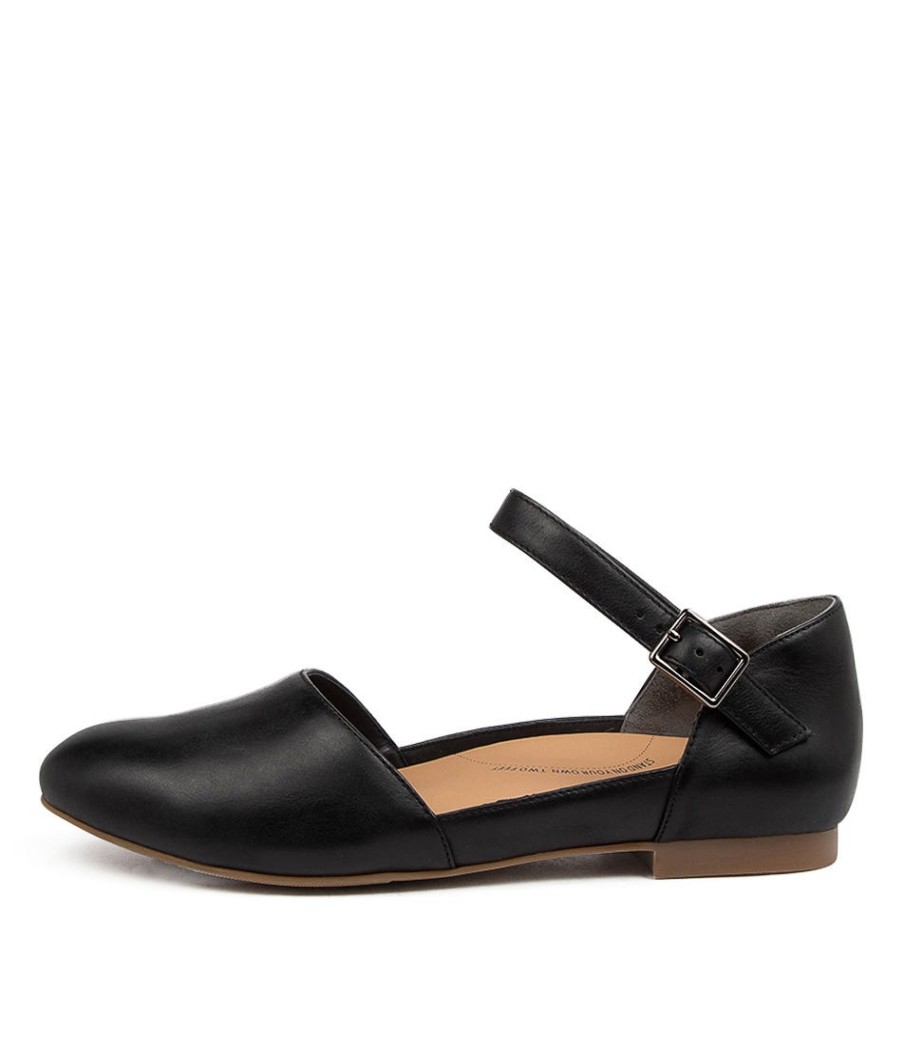 ZIERA Cavalcade Xf Black Leathr | Flats