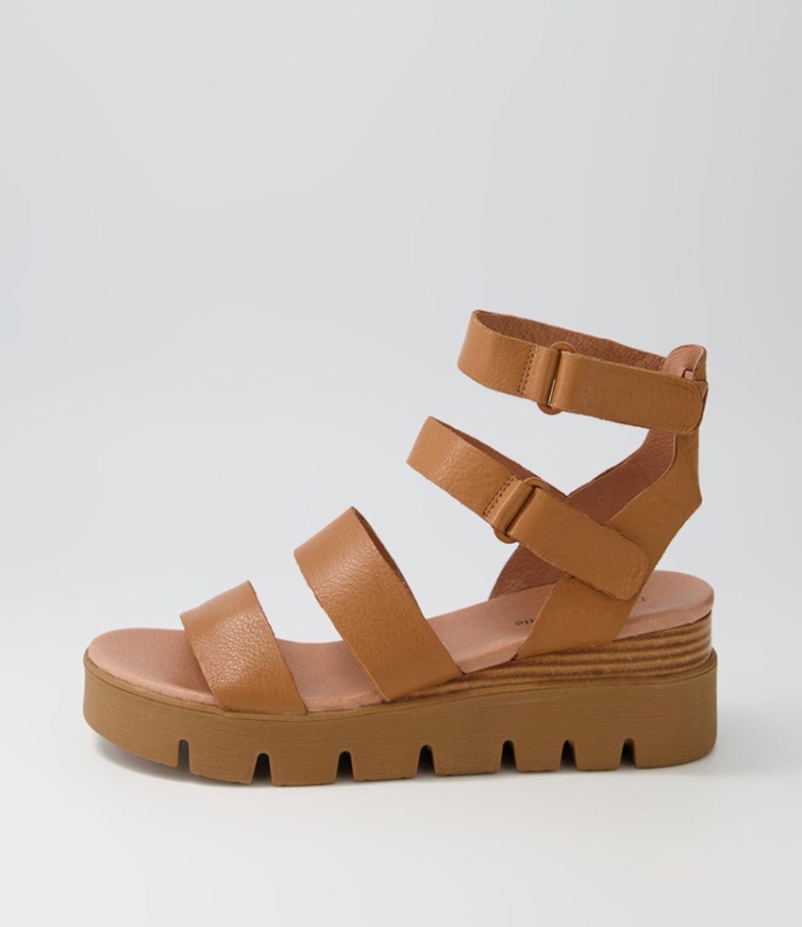 DJANGO & JULIETTE Rhean Dark Tan Leather Sandals | Wedges