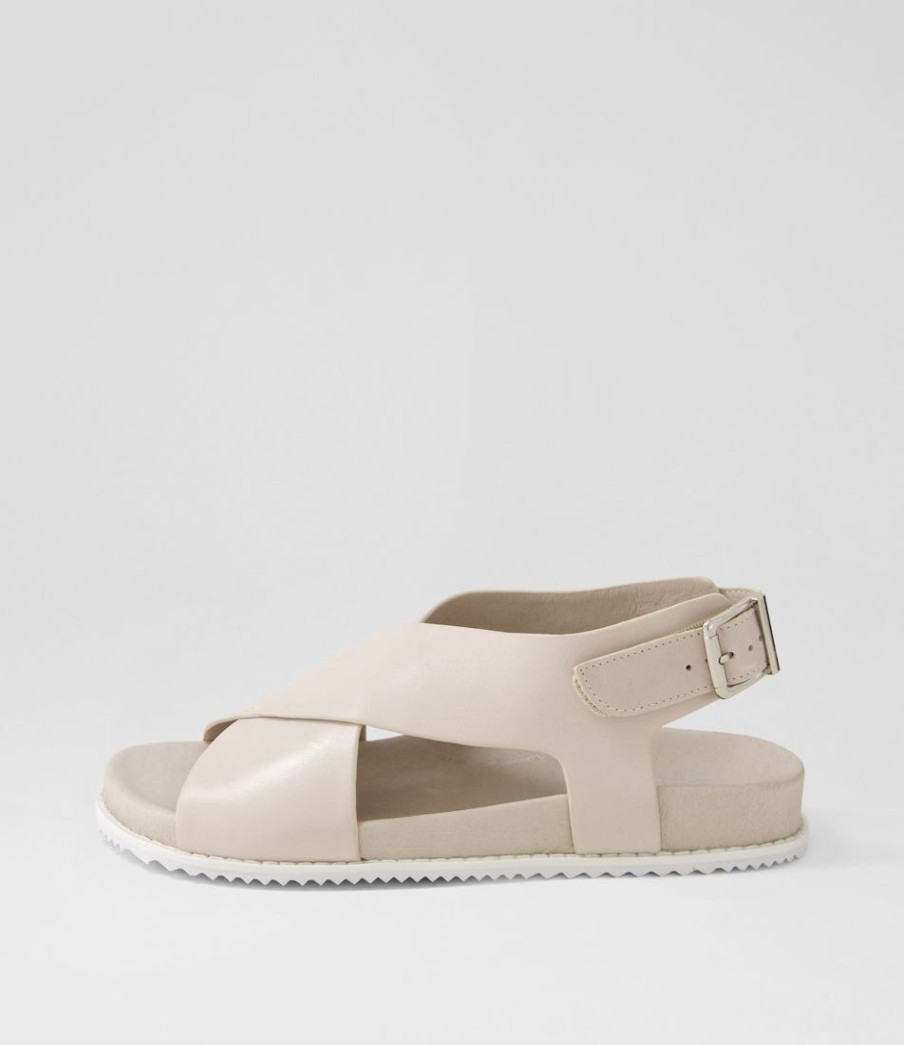 ZIERA Hanako W Almond Leather Sandals | Flats
