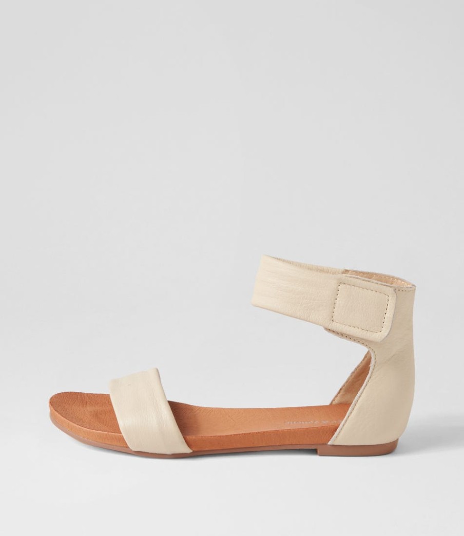 DJANGO & JULIETTE Juzz Milk Leather Sandals | Flats