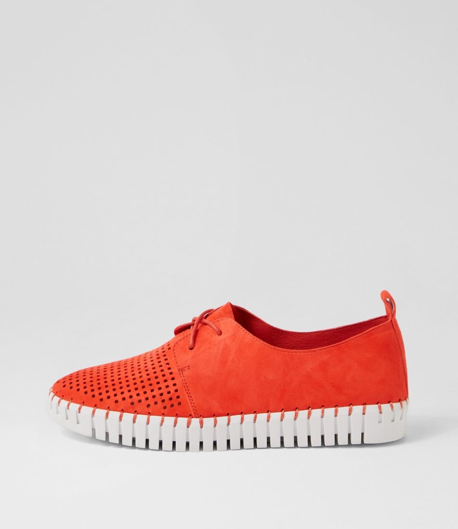 DJANGO & JULIETTE Huston Watermelon White Suede Sneakers | Sneakers