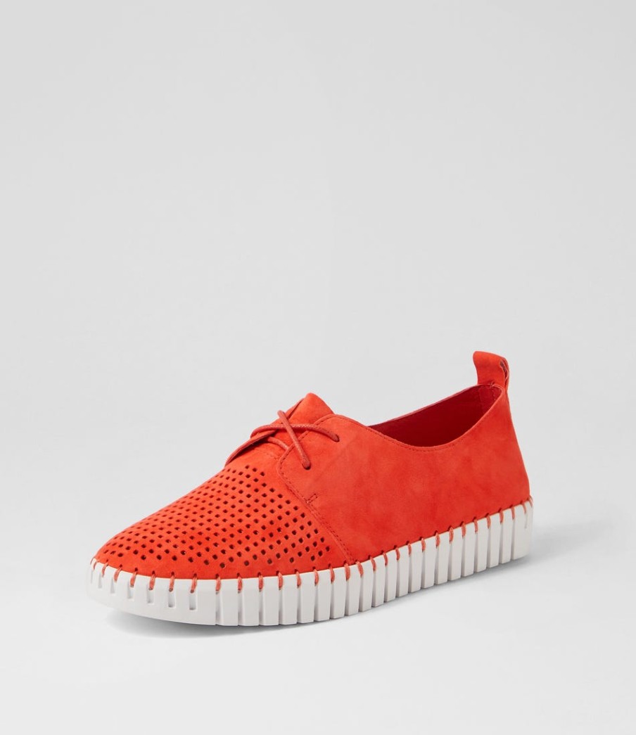 DJANGO & JULIETTE Huston Watermelon White Suede Sneakers | Sneakers