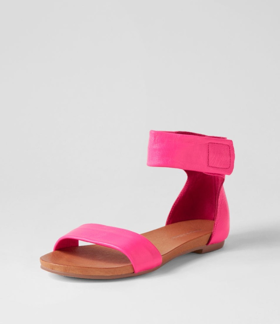 DJANGO & JULIETTE Juzz Hot Pink Leather Sandals | Flats