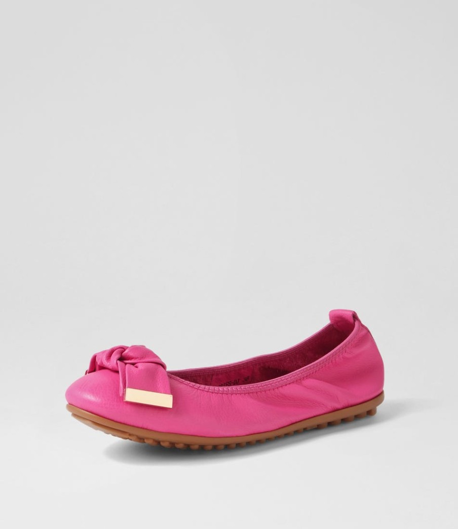 DJANGO & JULIETTE Biddies Fuchsia Leather Flat Shoes | Flats