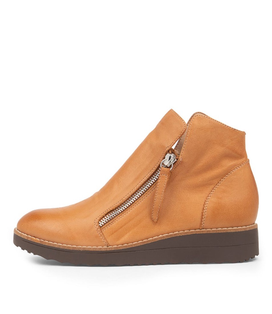 TOP END Ohmy Dark Tan Leather Wedge Boots Cs | Boots