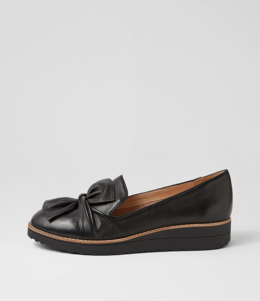 TOP END Oclem Black Leather | Loafers
