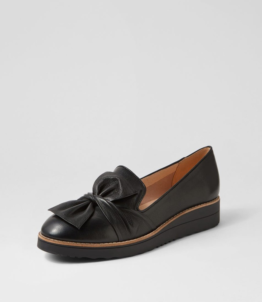 TOP END Oclem Black Leather | Loafers