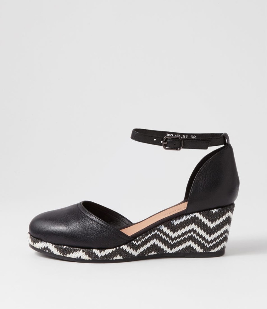 DJANGO & JULIETTE Rylaf Black Aztec Leather Clogs | Espadrilles