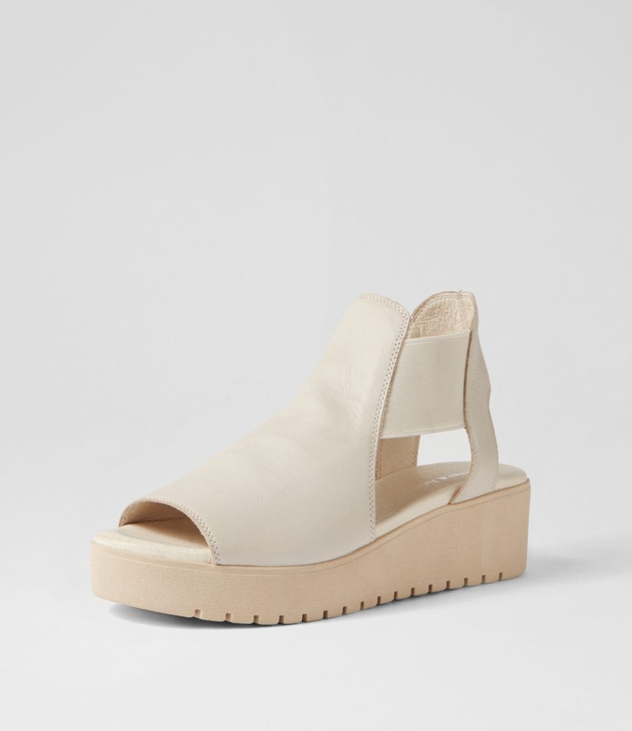 DJANGO & JULIETTE Ozie Almond Leather Sandals | Wedges