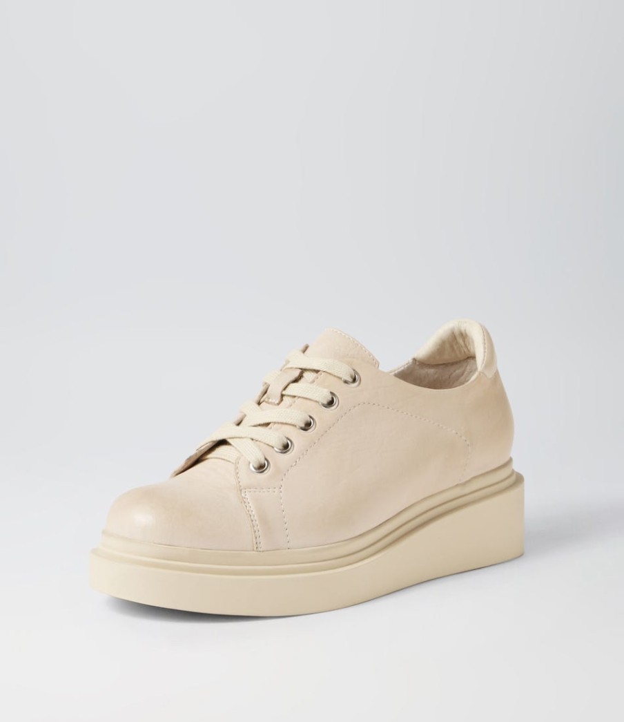 TOP END Zilyar Milk Leather Lace Up Flats | Wedges