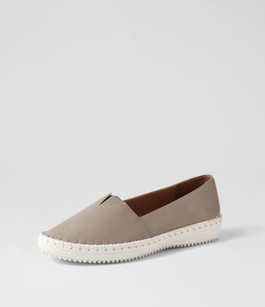 SUPERSOFT Wicker Mushroom Leather Loafers | Comfort