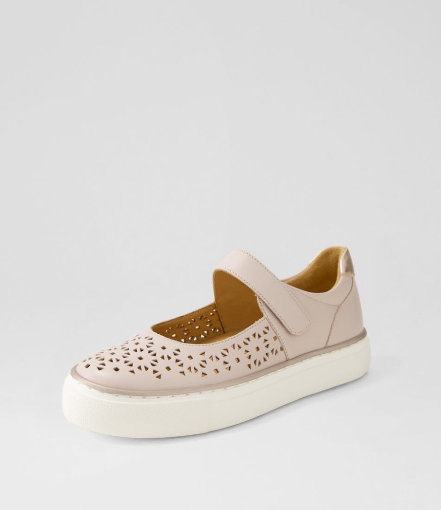 ZIERA Pannah Xf Dusty Pink Rose Gold Leather Mary Janes | Flats